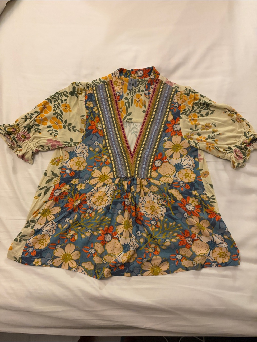 Bl^nk London x Anthropologie "Stephanie" Floral V-Neck Blouse. - Picture 2 of 12